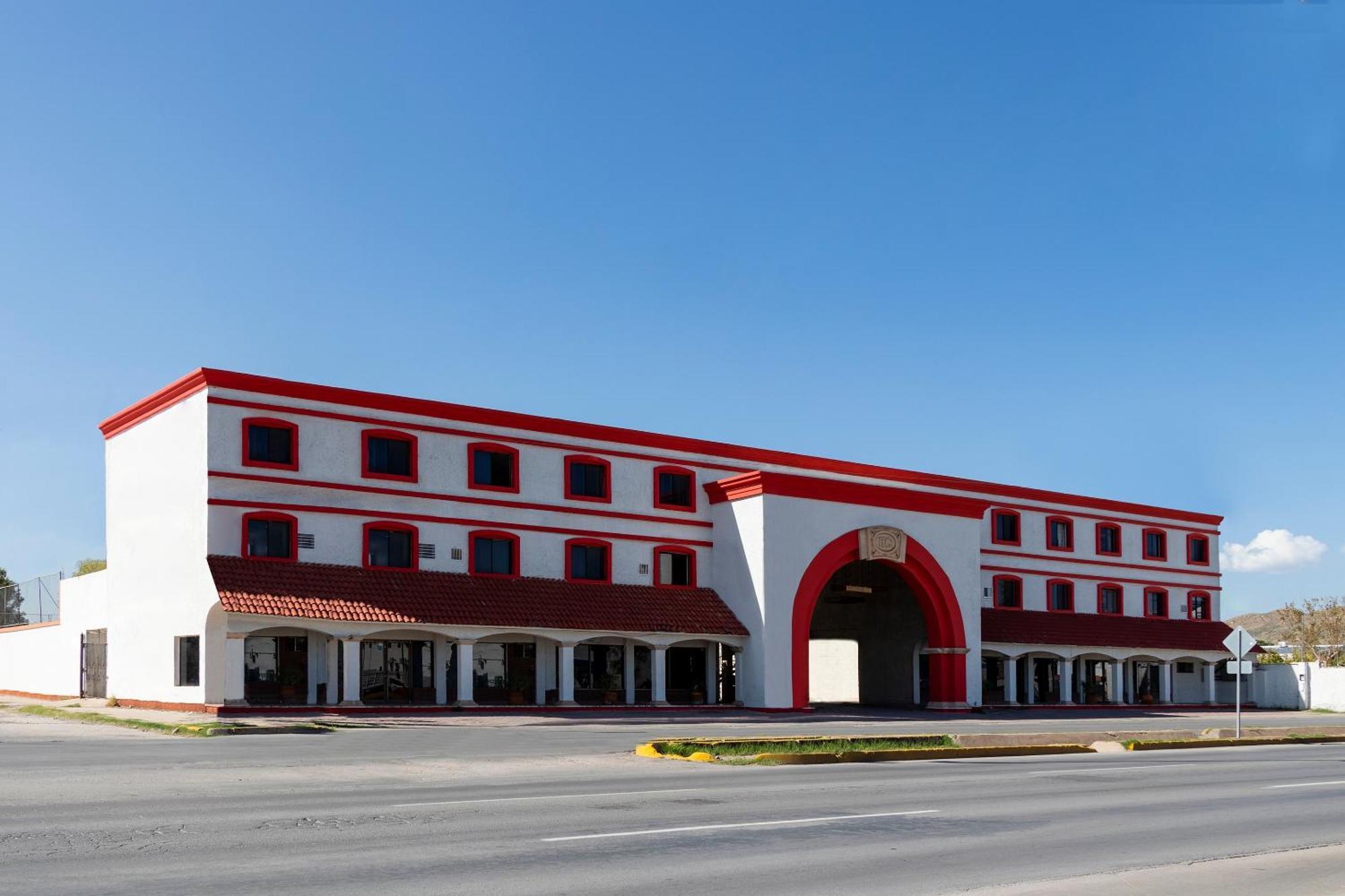 Oyo Hotel Real Del Sur, Estadio Chihuahua Exterior photo